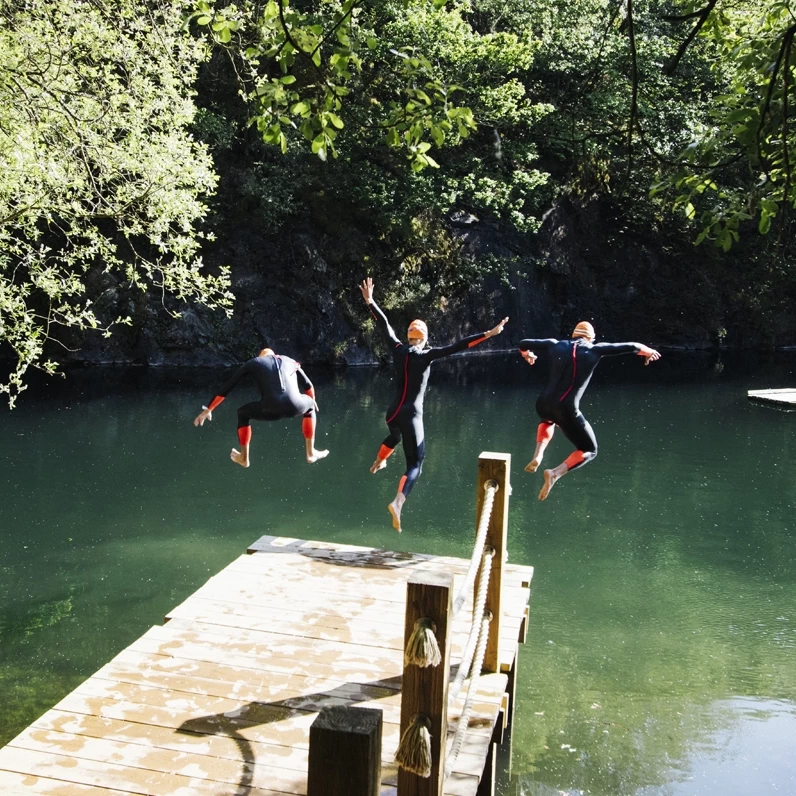 C-Skins Swim Research 4/3mm Mens Wetsuit Back Zip - Medium Small MS - Image 5